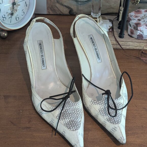 Manolo Blahnik Carolynne 90 Slingback Pumps - Picture 1 of 8